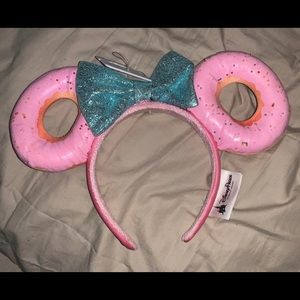 Disney Minnie Mouse Donut Ears